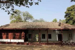 ગાંધી મેમોરિયલઃ આશ્રમના 300 રહેવાસીઓ છોડવા તૈયાર ન હતા, એક IPSએ સમજાવી લીધા