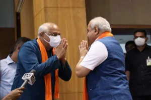 પાટીદાર એવા ભૂપેન્દ્ર પટેલ CM બનતા નીતિન પટેલની બાદબાકી થશે? શું છે સંભાવના?