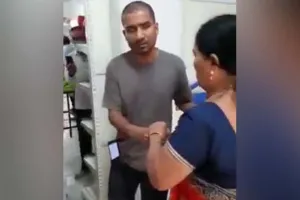 અંધ વ્યકિતએ શરૂ કરી શાકભાજીની દુકાન, પાલિકાના અધિકારીઓ બંધ કરાવવા પહોંચી ગયા