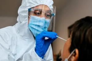 જાણો કેટલા ખતરનાક છે ઓમીક્રોનના BA.4 અને BA.5 વેરિયન્ટ?