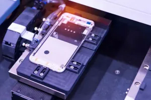 ચીન છોડી Apple કંપની ભારતમાં બનાવી શકે છે iPhone