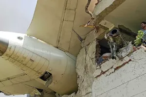 1.4 કરોડ રૂપિયા અને વીમો અલગથી... વિમાન દુર્ઘટના પછી પરિવારને કેટલું વળતર મળે છે?