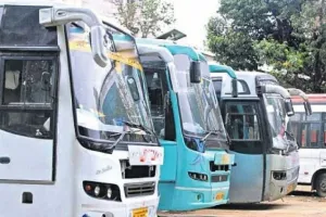 સૌરાષ્ટ્ર જનારા પાસેથી ખાનગી બસોની ઉઘાડી લૂંટ, ભાડામાં બે ગણો વધારો