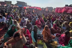 ઇથેનોલ ફેક્ટરી સામે વિરોધ પ્રદર્શન ઉગ્ર થયું, પંજાબ, UP અને હરિયાણાથી ખેડૂતો પહોંચ્યા, કારણ છે જમીનનું નુકસાન