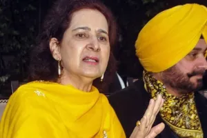 સિદ્ધુના પત્ની નવજોત કૌરને કોંગ્રેસે પાર્ટીમાંથી કાઢી મૂક્યા, મામલો છે 500 કરોડના મુદ્દાનો