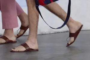 આવી રહી છે મેડ ઇન ઈન્ડિયા સેન્ડલ, કિંમત 83000 રૂપિયા; જાણો શું છે વિશેષતા