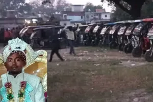 દેવરિયામાં અનોખી જાન: 100 જાનૈયા 30 ઈ-રિક્ષામાં બેસીને પહોંચ્યા જાનમાં