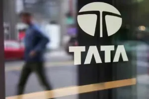 ટાટાની આ કંપનીના શેરનો ભાવ રૂ. 1450થી ઘટીને રૂ. 365 થયો! જાણો આવું કેમ થયું?