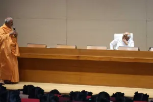 મુખ્યમંત્રી ભૂપેન્દ્રભાઇએ વિદ્યાર્થીઓ સાથે સંવાદ કર્યો