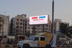 વાહનો પર વધારાની લાઇટ હશે તો 5000 દંડ, સરકારને ડિજિટલ હોર્ડિંગ દેખાતા નથી