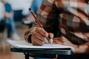 ગુજરાતમાં ધો-12 અંગ્રેજીના પેપરમાં ‘ભગવદ્ ગીતા’ના પ્રશ્નો પૂછાતા વિદ્યાર્થીઓએ કહ્યું- આ સિલેબસ બહારના પ્રશ્નો છે