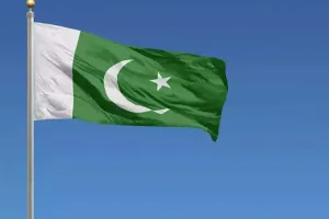 પાકિસ્તાનમાં તેલનું ભયાનક સંકટ: હવે અઠવાડિયામાં માત્ર 4 દિવસ જ ખુલશે ઓફિસો 