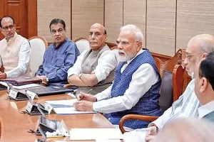 વૈશ્વિક અસ્થિરતા વચ્ચે આપણે ચૂંટેલી સરકારને સમજવાનો સમય આવી ગયો છે