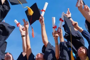 MBA, BTech અને CA કરનારાની હવે કેટલી છે વેલ્યૂ? માર્કેટમાં મળતી નોકરીમાં મોટી વાત બહાર આવી
