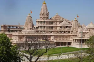 અયોધ્યા આવેલી સોના-ચાંદી, હીરા-માણિક્ય અને અષ્ટધાતુની 1250 શિલાઓ હવે 'ગુમ' થયાનો દાવો