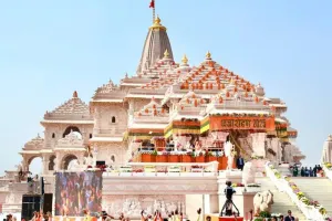 20 હજારના પગારમાં ખરીદી દોઢ કરોડની જમીન! રામ મંદિરમાં દાનની રકમ ગણનારા બે કર્મચારીઓ આ રીતે રડાર પર આવ્યા