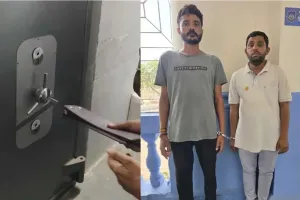 બેંકના લોકરમાં મૂકેલા 40 લાખના સોનાના દાગીના નકલી થઇ ગયા! જાણો બંધ લોકરમાં કેવી રીતે થયો ખેલ