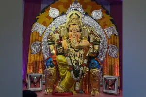 66 કિલો સોનું અને 366 કિલો ચાંદીથી સુશોભિત ગણપતિ બાપ્પા; ₹703 કરોડનો વીમો