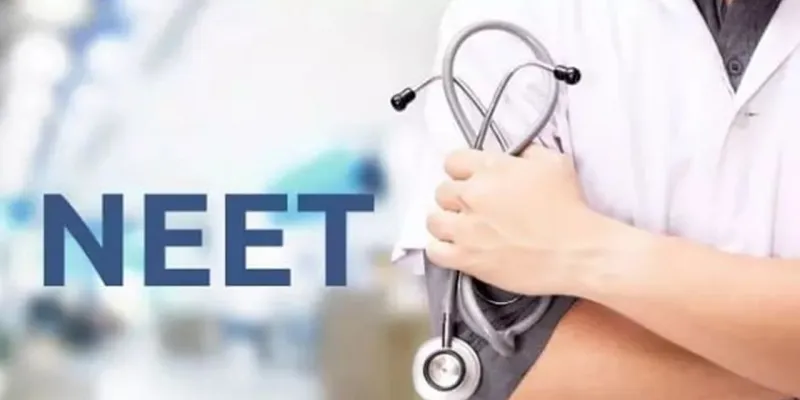 સુરત પોલીસની મદદથી NEET પાસ કરાવવાના બહાને લાખોની છેતરપિંડી કરતી ગેંગને દિલ્હી પોલીસે દબોચી